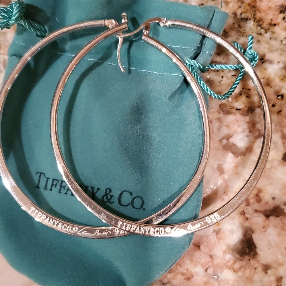 Big hoop Tiffany & Co earrings(authentic)